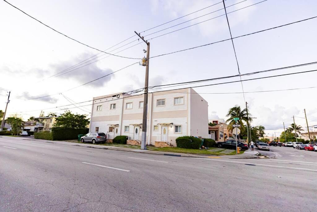 Comfortable 4Br Townhome At Calle 8 Miami Exterior foto